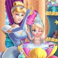 Free online flash games - Cinderella Baby Wash Girlg game - Games2Dress 