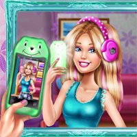 Free online flash games - Ellie Fab Selfie AgnesGames game - Games2Dress 