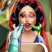 Free online flash games - Snow White Real Dentist Girlg game - Games2Dress 