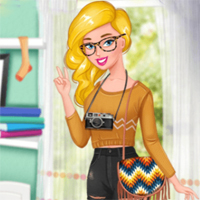 Free online flash games - Ellie Weekend Fun EnjoyDressup game - Games2Dress 