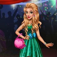 Free online flash games - Tris Homecoming Dolly Dress Up game - WowEscape
